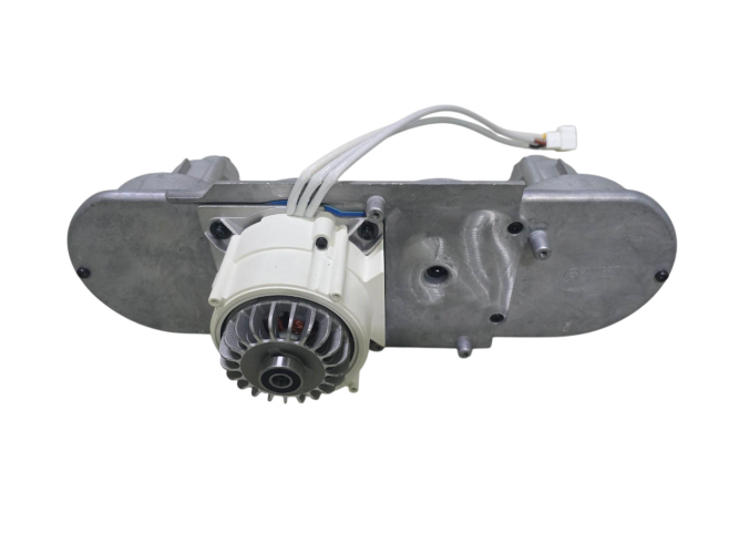 Мотор с редуктором в сборе для Газонокосилки 2515607 P/N: RA311212376 P/N: RA311212376