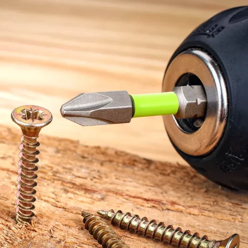 Набор бит, торцевых головок и адаптеров в кейсе Greenworks Арт. 2944407, 70 шт. P/N: 2944407 P/N: 2944407