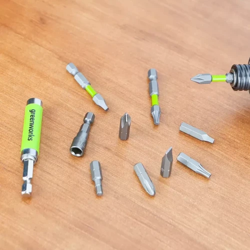 Набор бит, торцевых головок и адаптеров в кейсе Greenworks Арт. 2944407, 70 шт. P/N: 2944407 P/N: 2944407