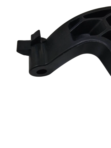 Защитный щиток в сборе для 2003807 цепной пилы 40В P/N: RA311201898 P/N: RA311201898